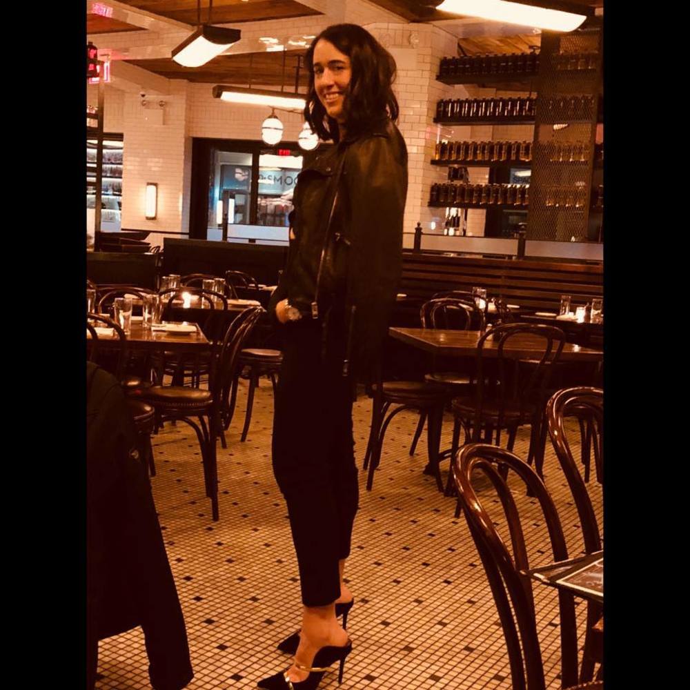 Meet your Posher, Danielle